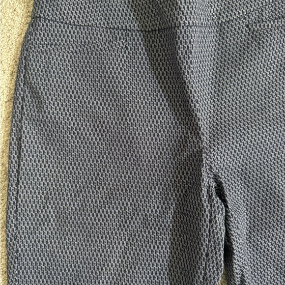 Chico's Bundle of 2 pair of pull on shorts. Chico’s Size 00, US Size 2 Blue - Picture 3 of 14